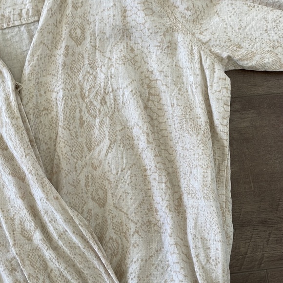 Linen romper - Picture 2 of 5